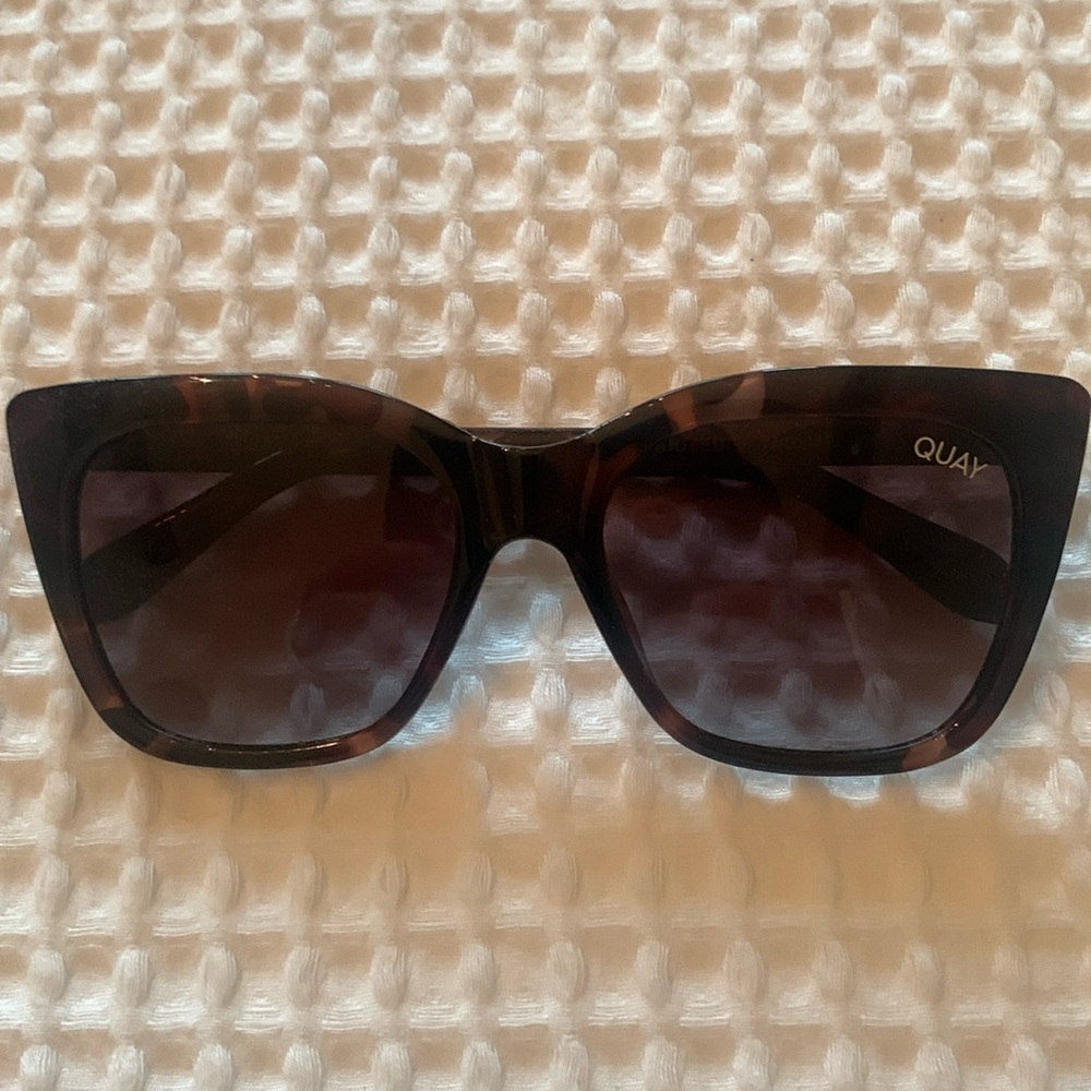 Quay tortoiseshell sunglasses